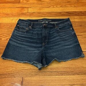 AE relaxed short